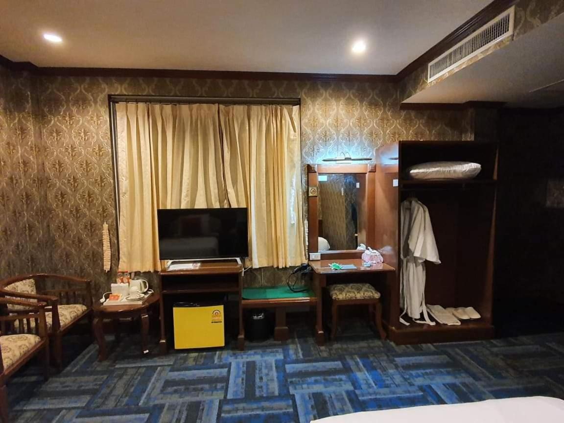 Soubandith Hotel Pakse Exterior foto