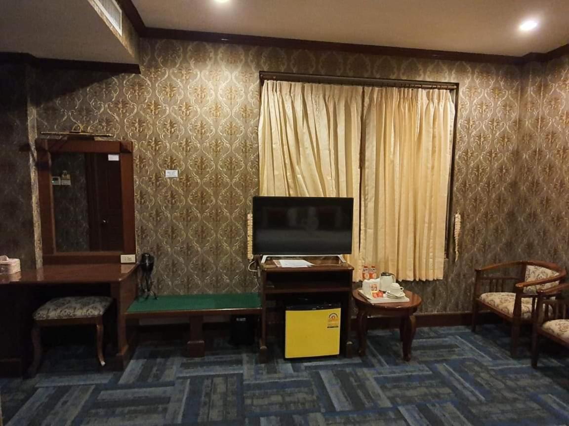 Soubandith Hotel Pakse Exterior foto