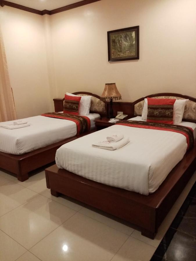 Soubandith Hotel Pakse Exterior foto